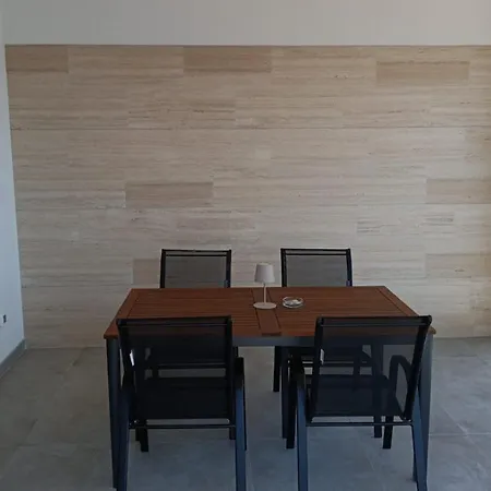 Srdarovic Apartment Drage