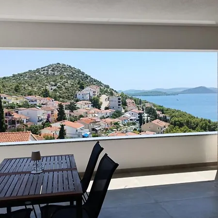 Srdarovic Apartment