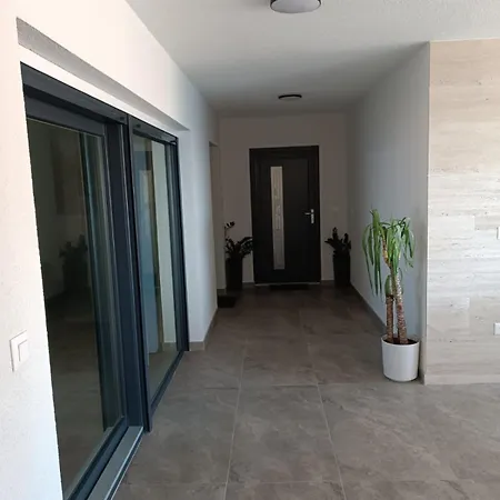 Apartamento Srdarovic Drage