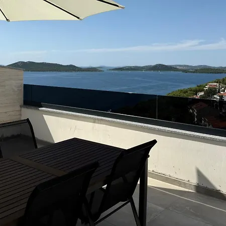 Srdarovic Apartment *